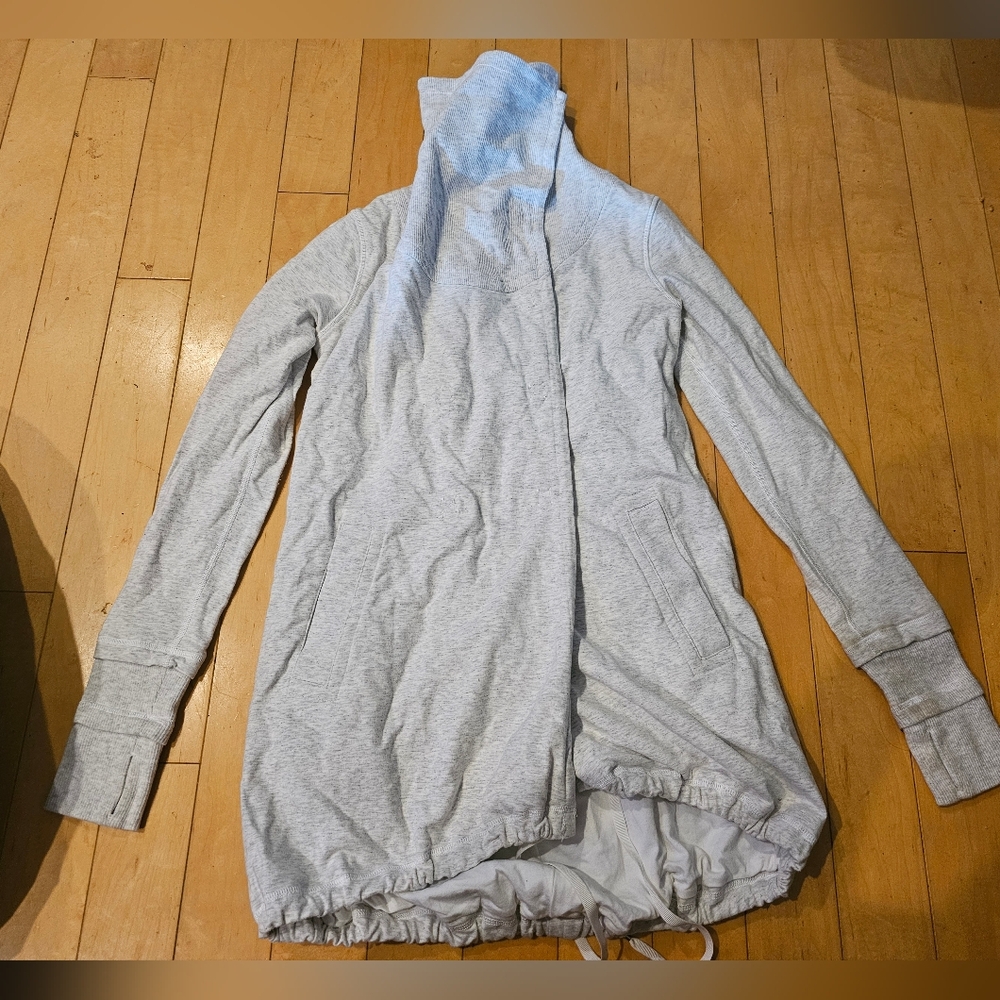 Lululemon savasana wrap please read SMALL STAIN